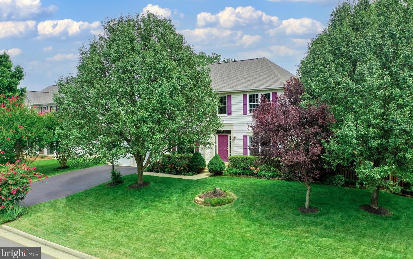 8527 Foal Ct, Gainesville, VA 20155