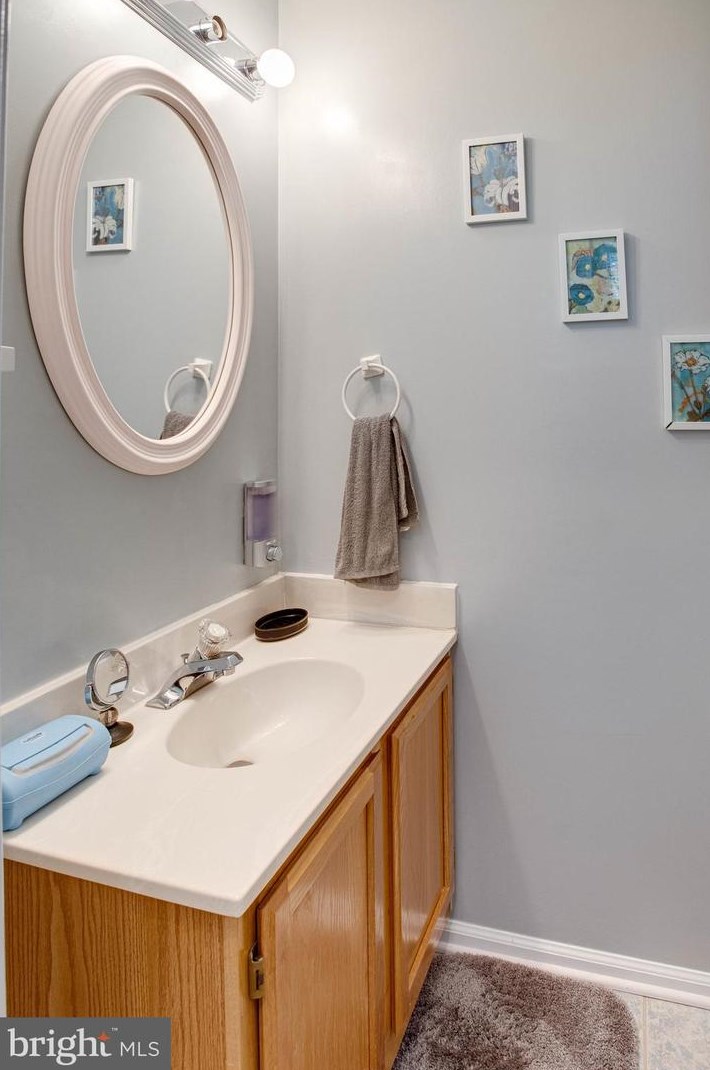 17419 Cosgrove Way, Dumfries, VA 22026-3315