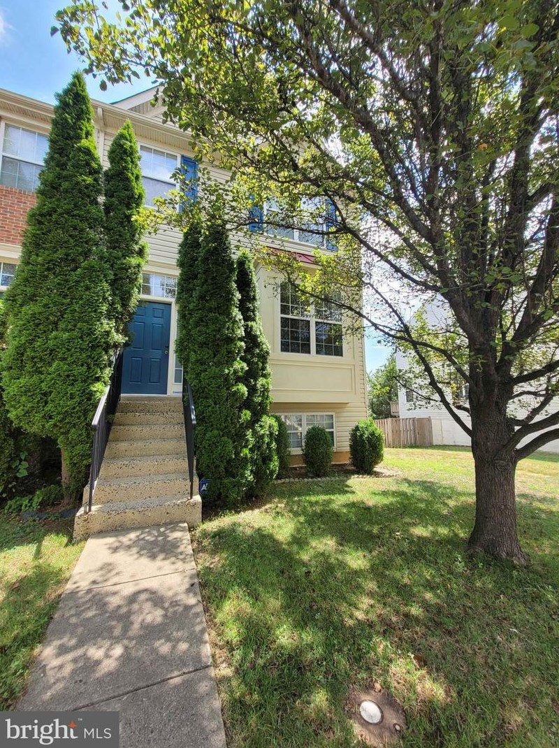17411 Denali Pl, Dumfries, VA 22025-1966