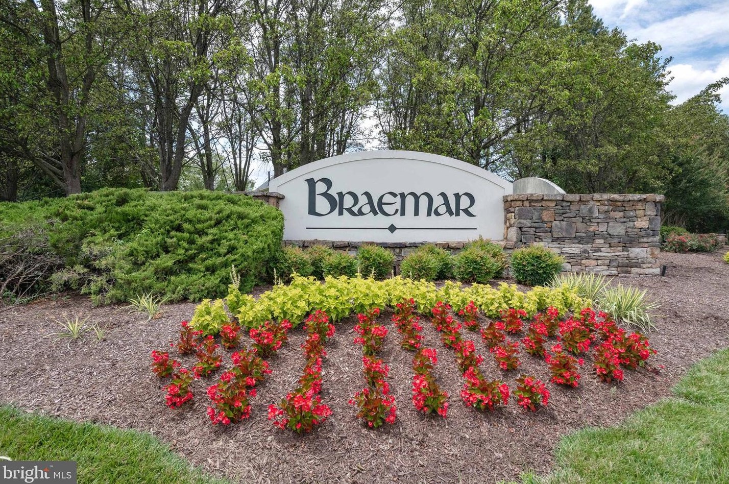 12150 Hayfield Ct, Bristow, VA 20136