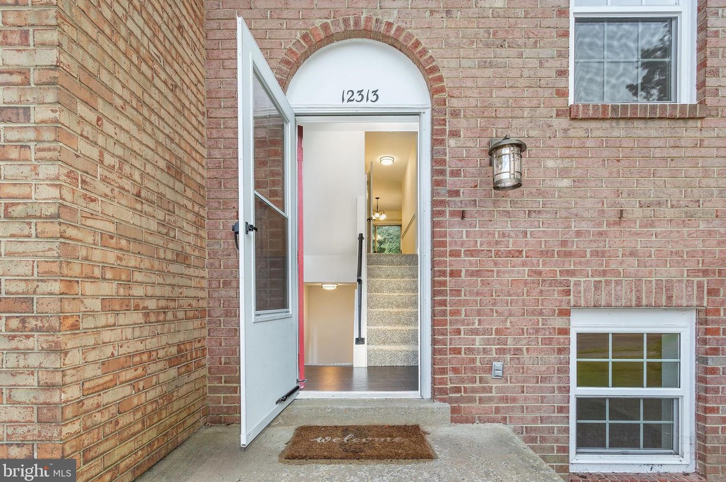 12313 Cinnamon St, Woodbridge, VA 22192