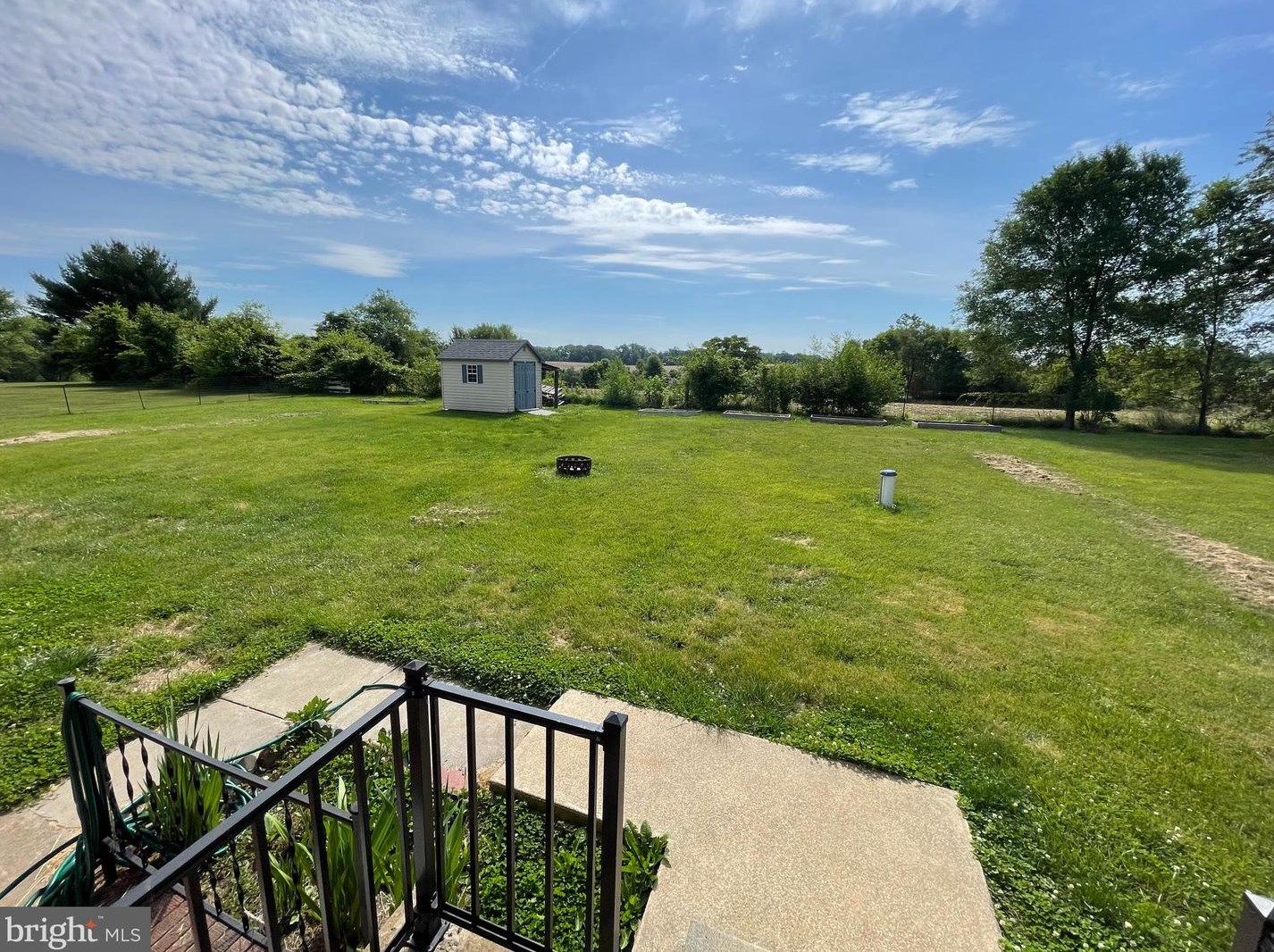 11407 Aden Rd, Nokesville, VA 20181