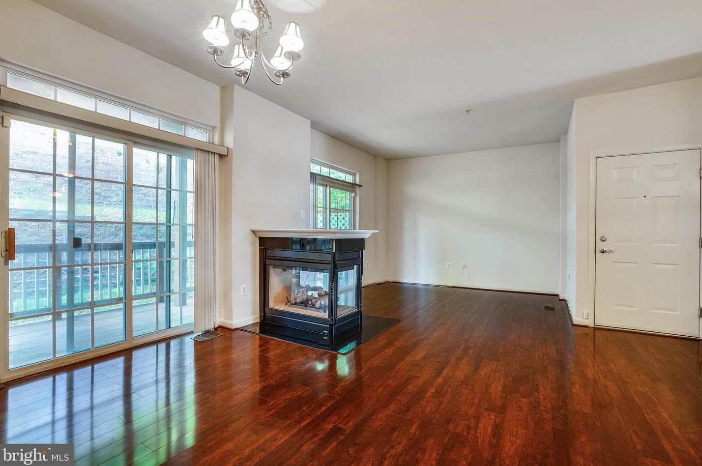 1859 Cedar Cove Way #101, Woodbridge, VA 22191