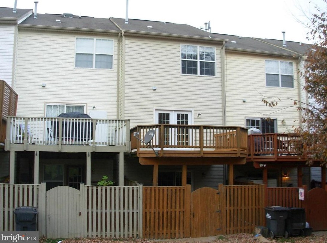 3635 Cebu Island Ct, Woodbridge, VA 22192
