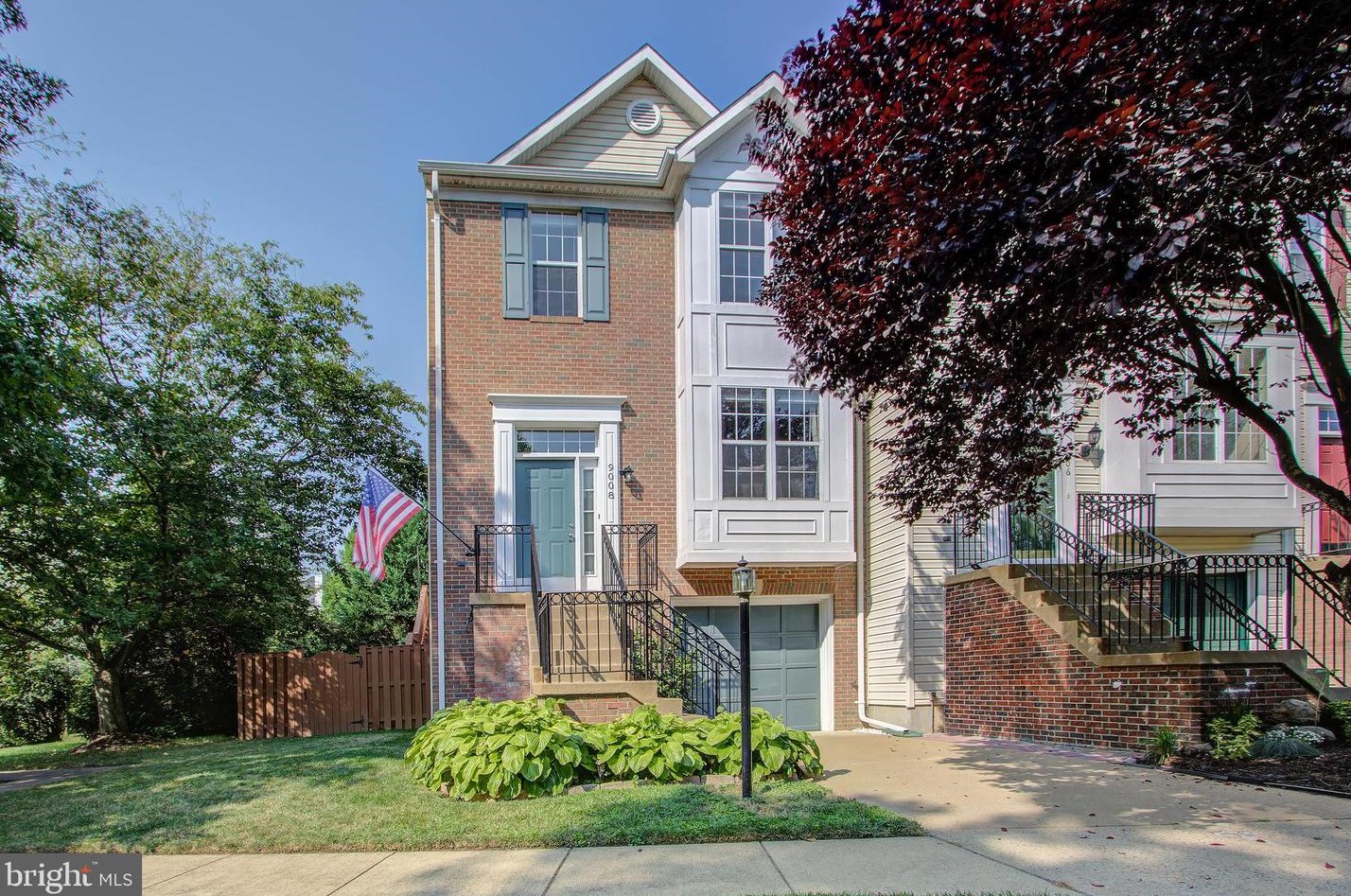 9008 Falcon Glen Ct, Bristow, VA 20136