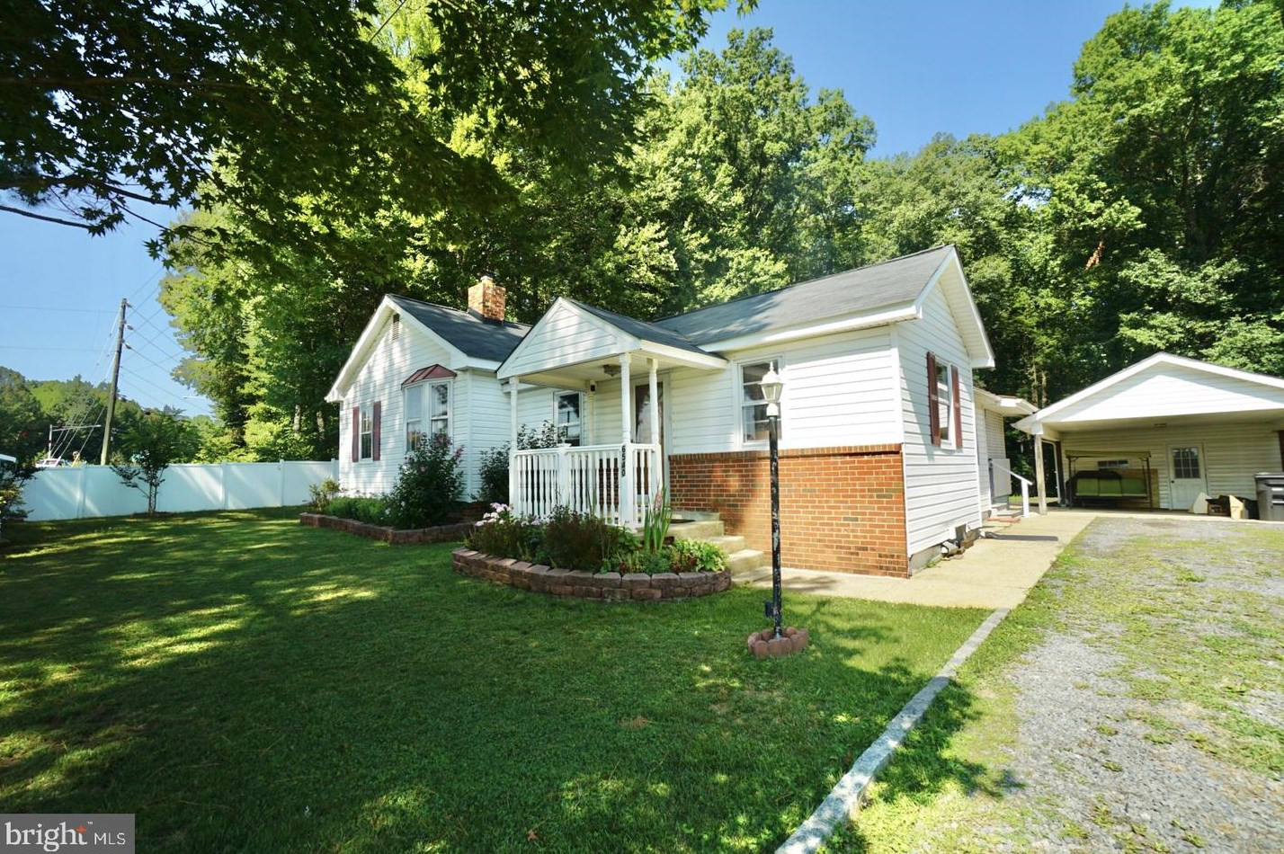 6540 Token Forest Dr, Manassas, VA 20112-8810