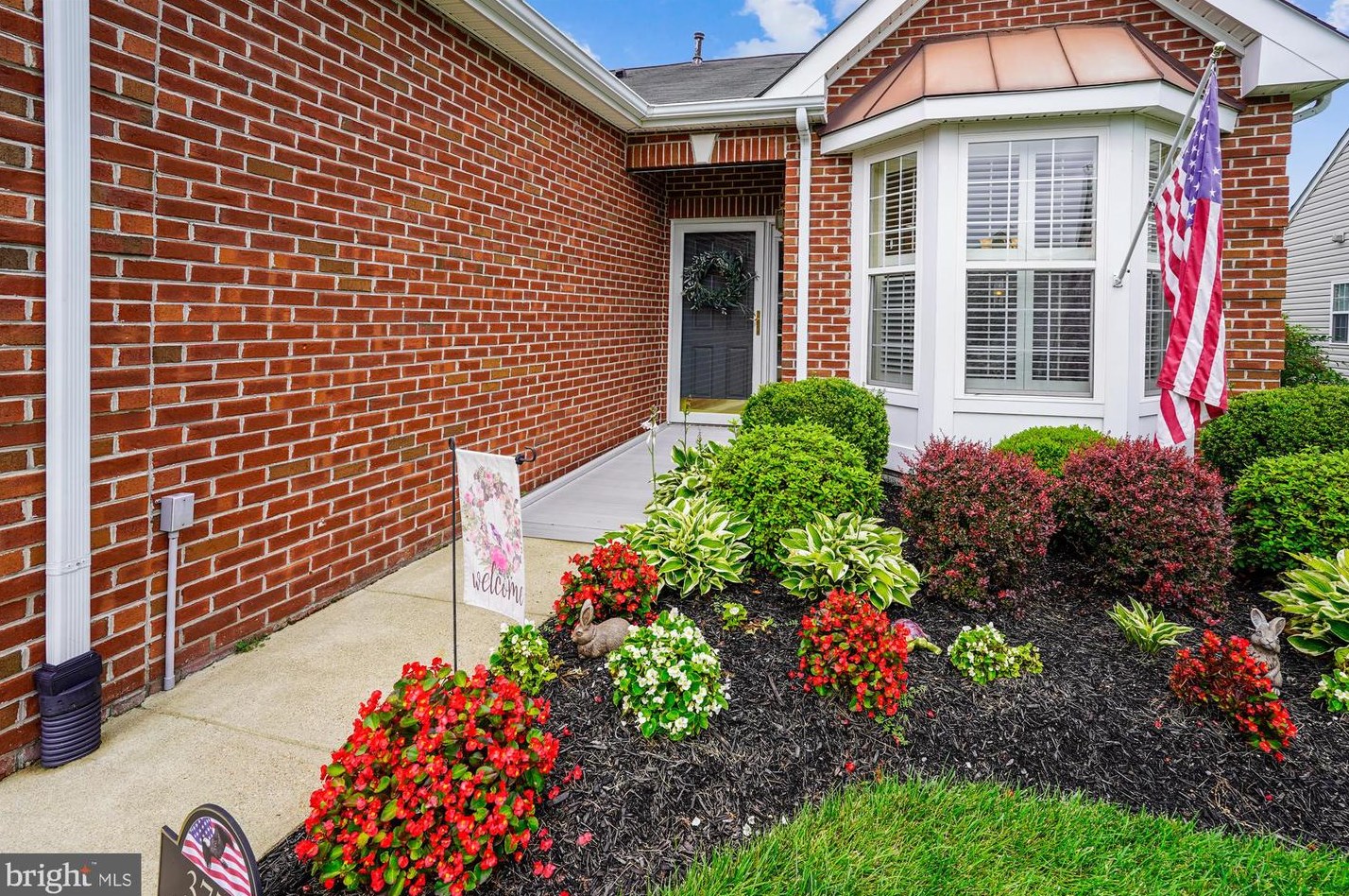 3770 Blowing Leaf Pl, Dumfries, VA 22025-3606