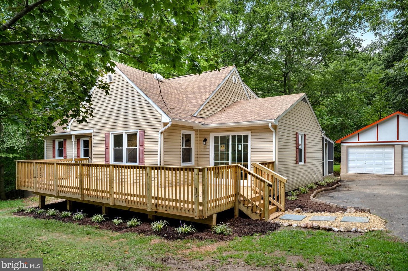 15316 Nottingham Dr, Manassas, VA 20112-4004