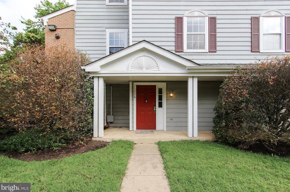 11236 Stagestone Way, Manassas, VA 20109