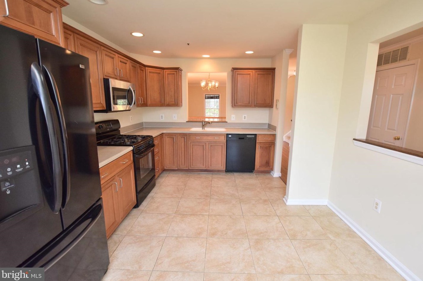 7919 Blue Gray Cir, Manassas, VA 20109