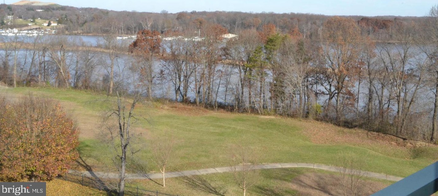 820 Belmont Bay Dr #506, Woodbridge, VA 22191