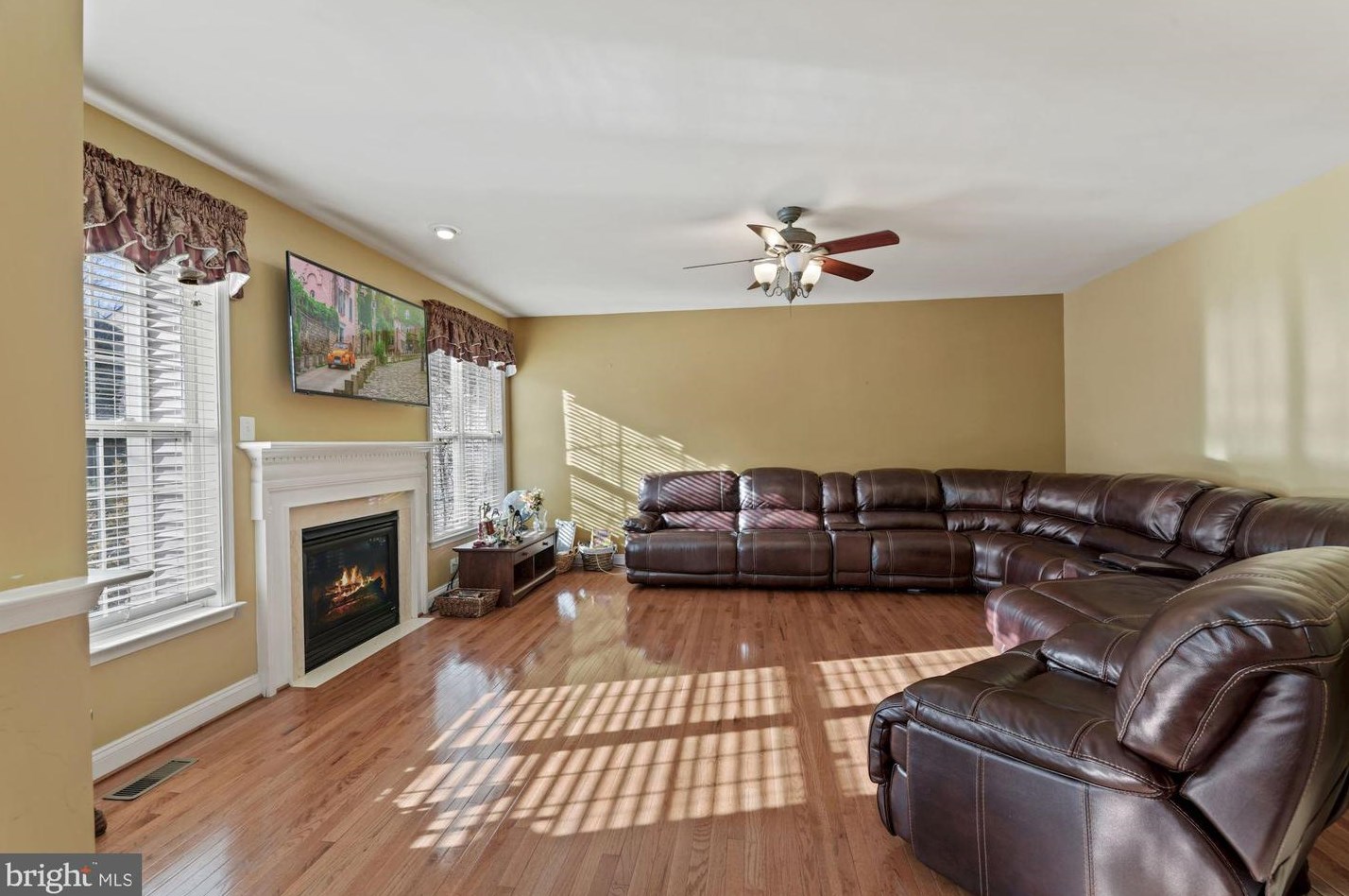 16517 Telescope Ln, Dumfries, VA 22026-2197