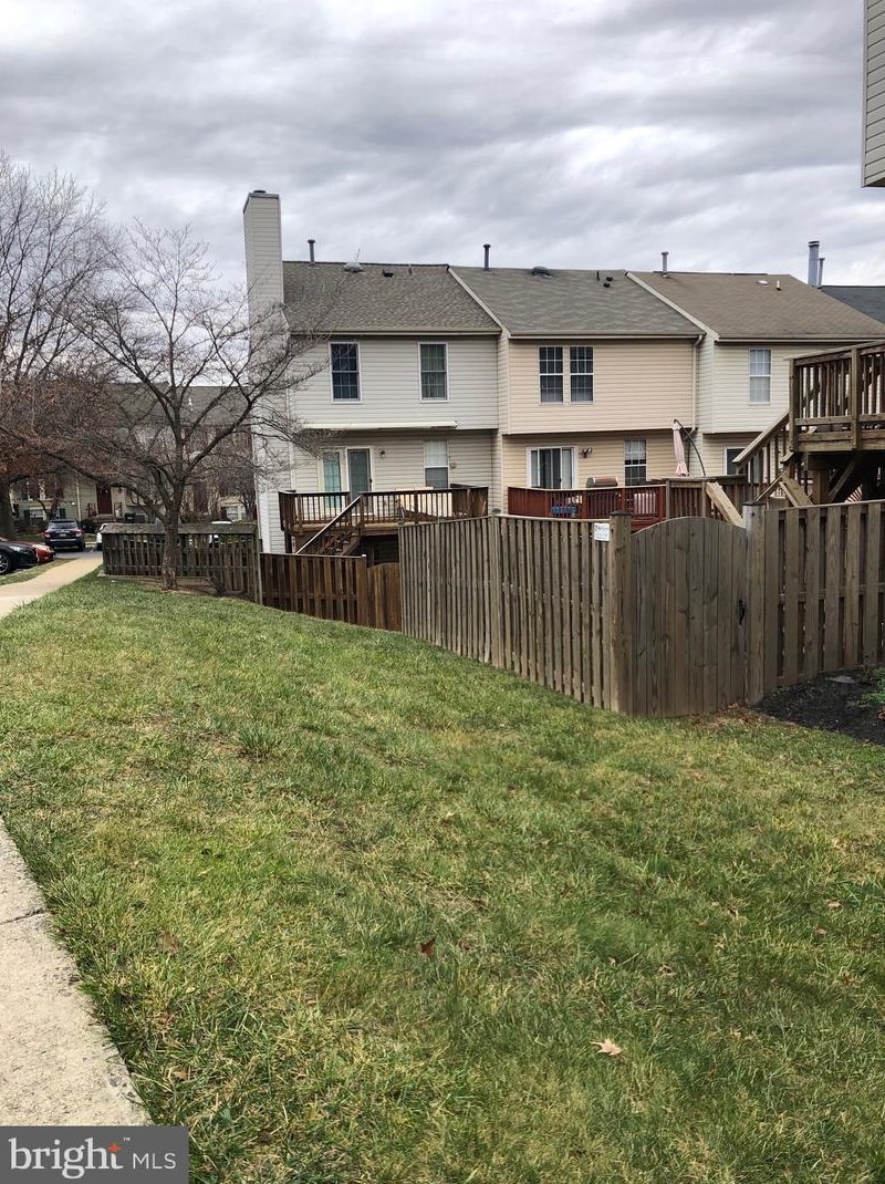 7651 Staunton Cir, Manassas, VA 20109-8232