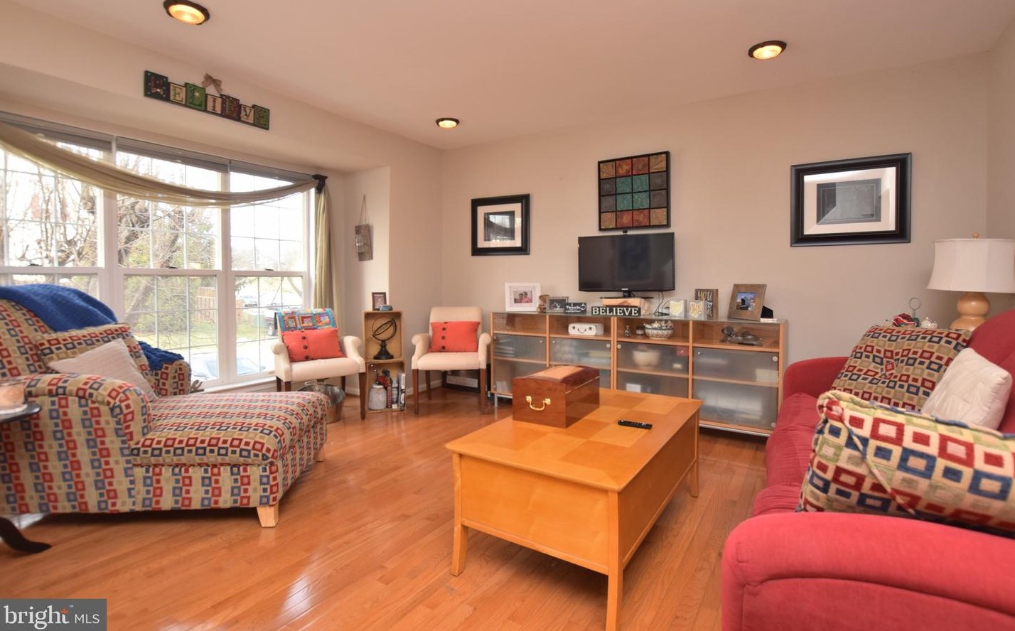 17365 Cusack Ln, Dumfries, VA 22026-3306