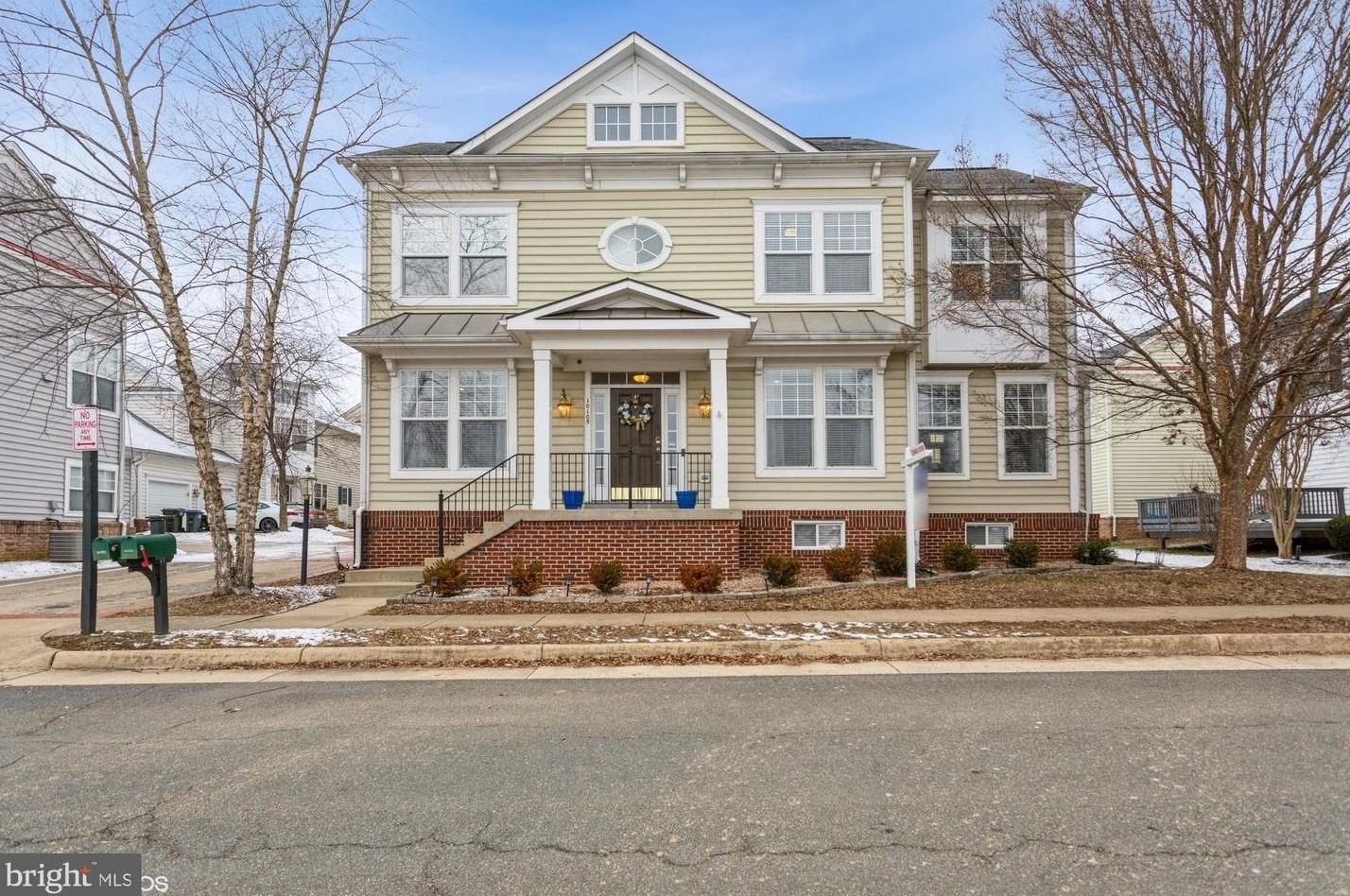 10105 Orland Stone Dr, Bristow, VA 20136