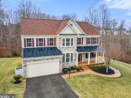 3267 Kira Ct, Triangle, VA 22172