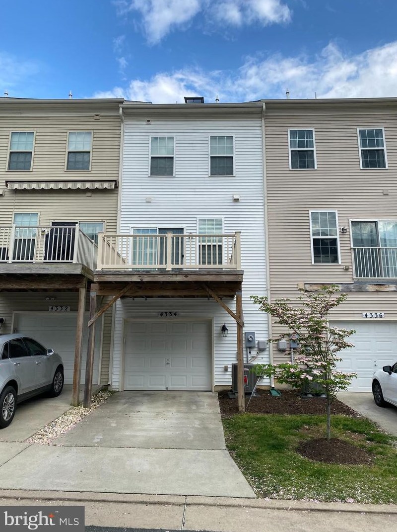 4334 Potomac Highlands Cir, Triangle, VA 22172