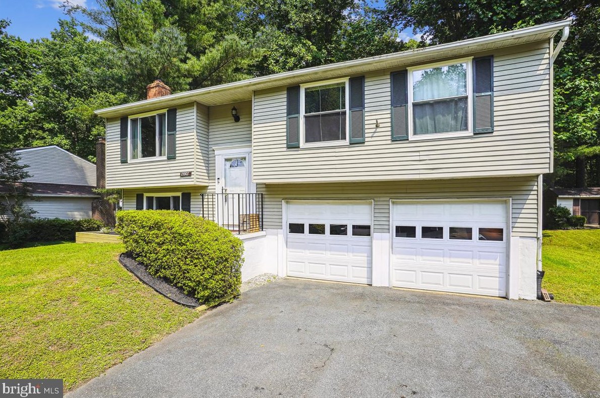 15907 Uppsala Ct, Woodbridge, VA 22191