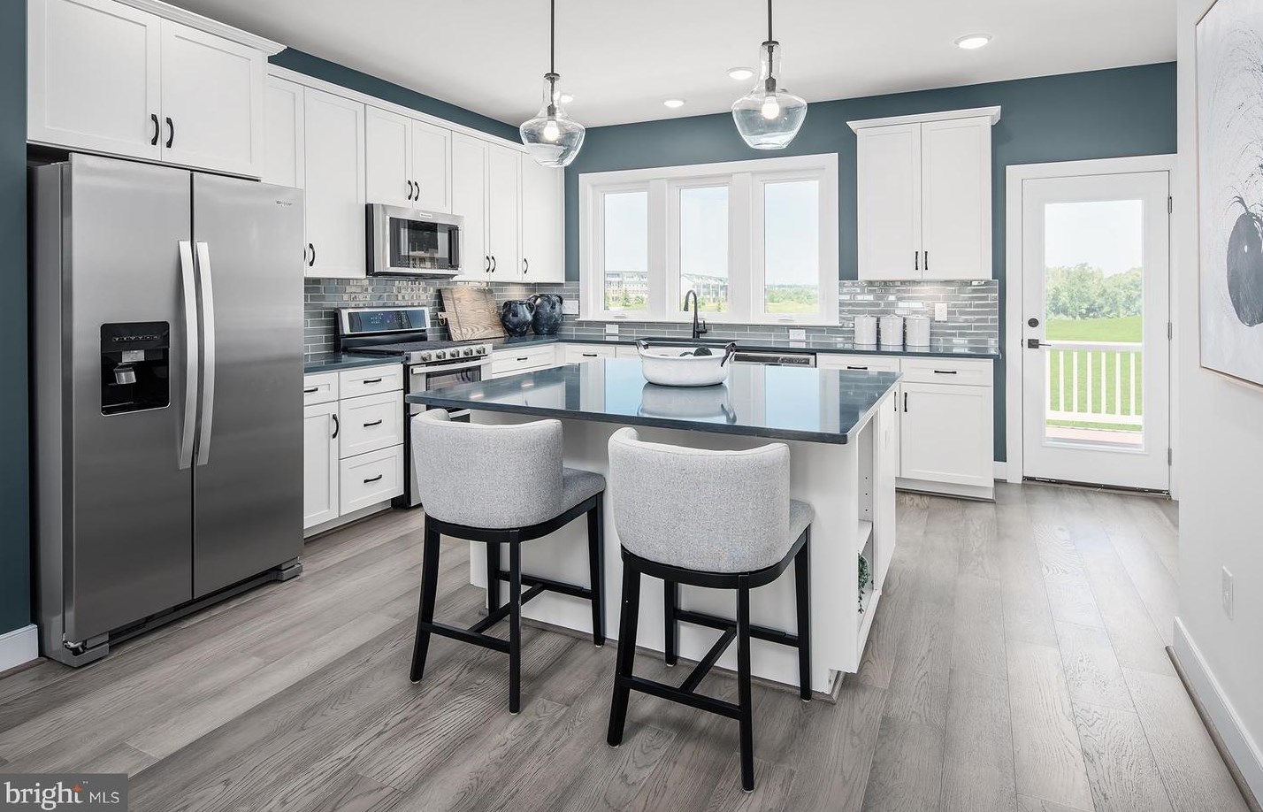 1690 Dunnington Pl, Dumfries, VA 22026