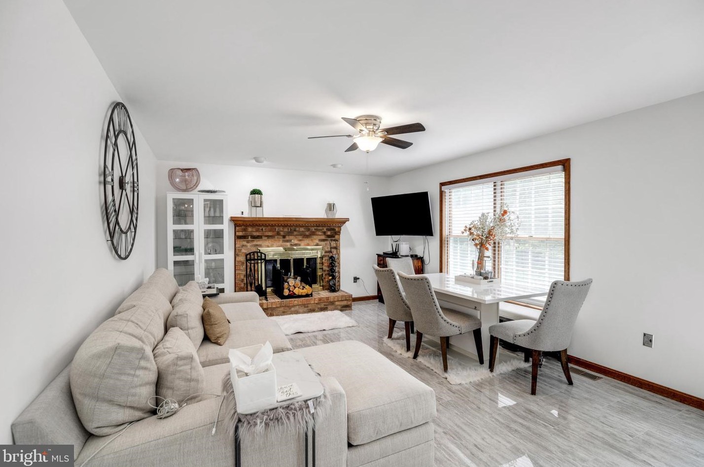 6901 Scenic Pointe Pl, Manassas VA  20112-8638 exterior