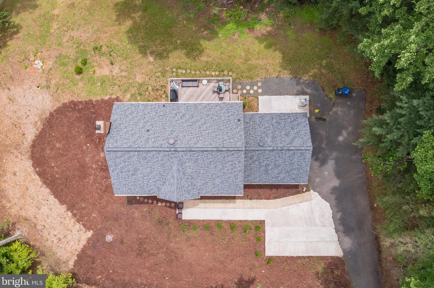 6901 Scenic Pointe Pl, Manassas VA  20112-8638 exterior