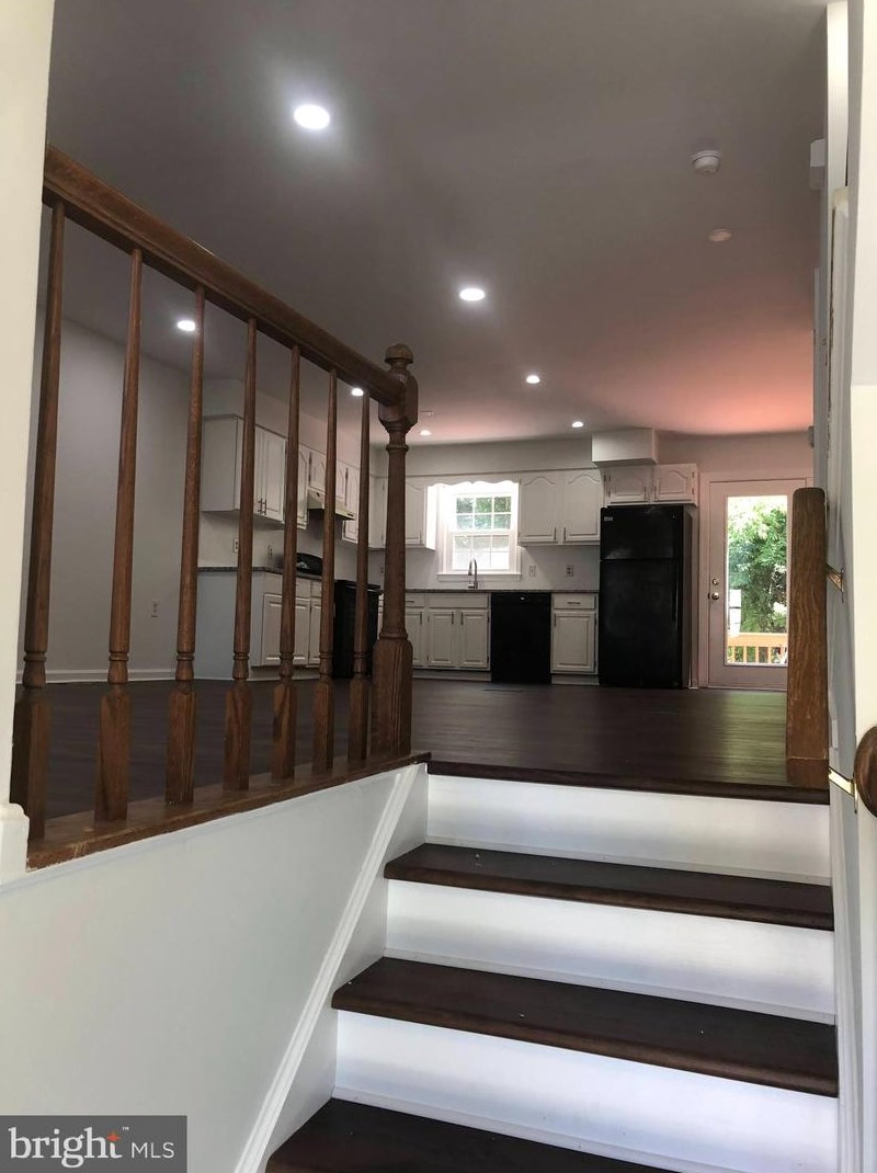 12771 Lockleven Ln, Woodbridge, VA 22192