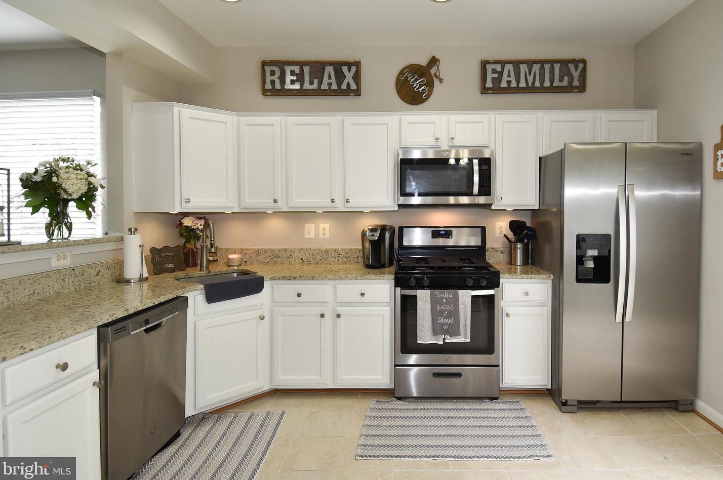 15572 Three Otters Pl, Manassas VA  20112-5424 exterior