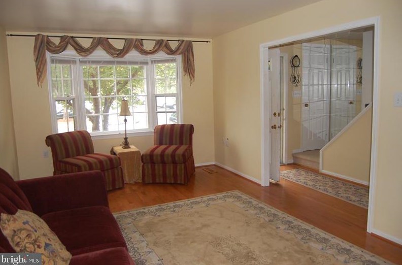11380 Cromwell Ct, Woodbridge, VA 22192