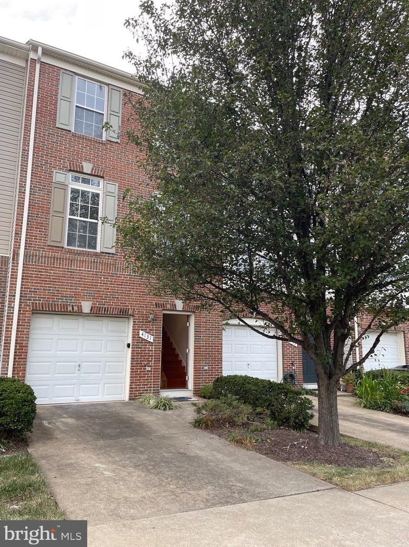 4131 Cressida Pl, Woodbridge, VA 22192-7652