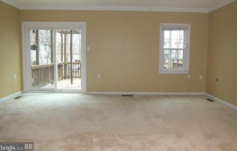 11373 Cromwell Ct, Woodbridge, VA 22192
