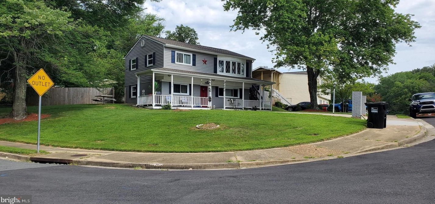 14612 Brook Dr, Woodbridge, VA 22193-1346