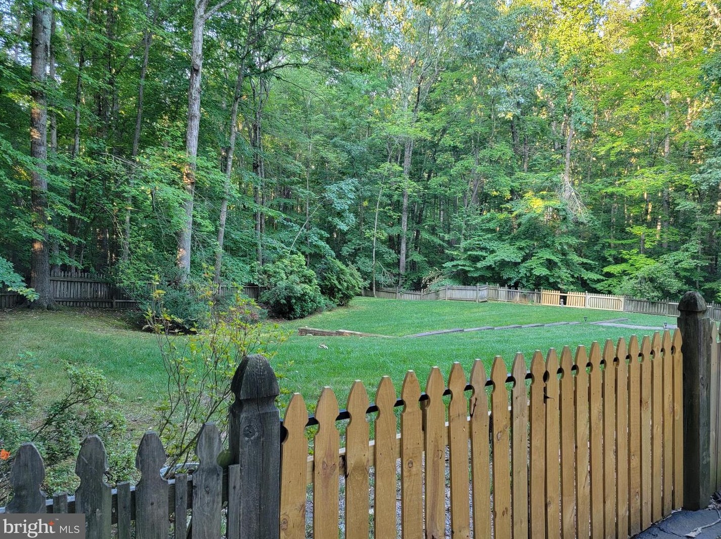 8169 Mary Jane Dr, Manassas, VA 20112