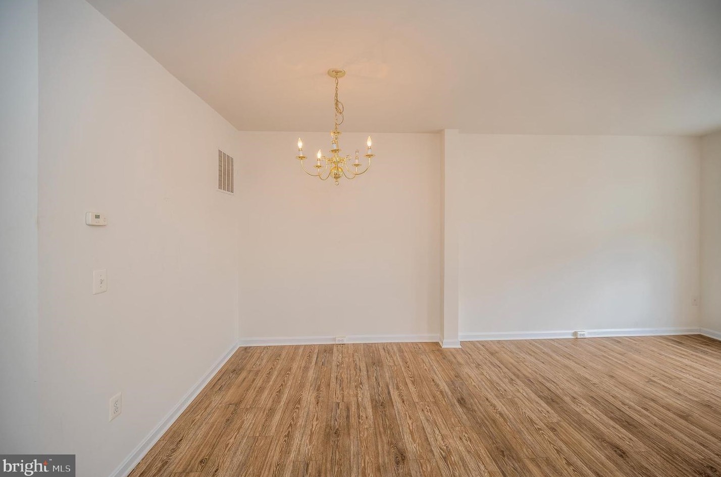 9836 Cheshire Ridge Cir, Manassas VA  20110-2788 exterior
