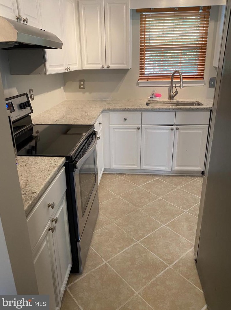 7815 Brookview Ct, Manassas VA  20109-3170 exterior