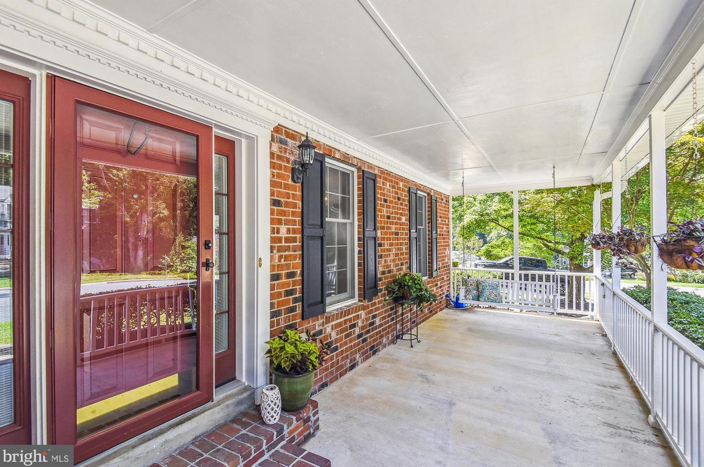 15317 Edgehill Dr, Dumfries, VA 22025-1034