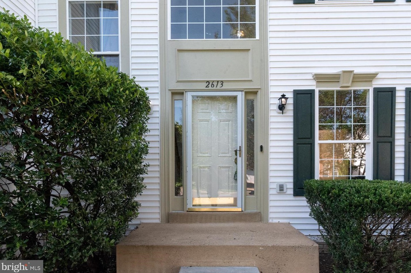 2613 Pheasant Hunt Rd, Woodbridge, VA 22192