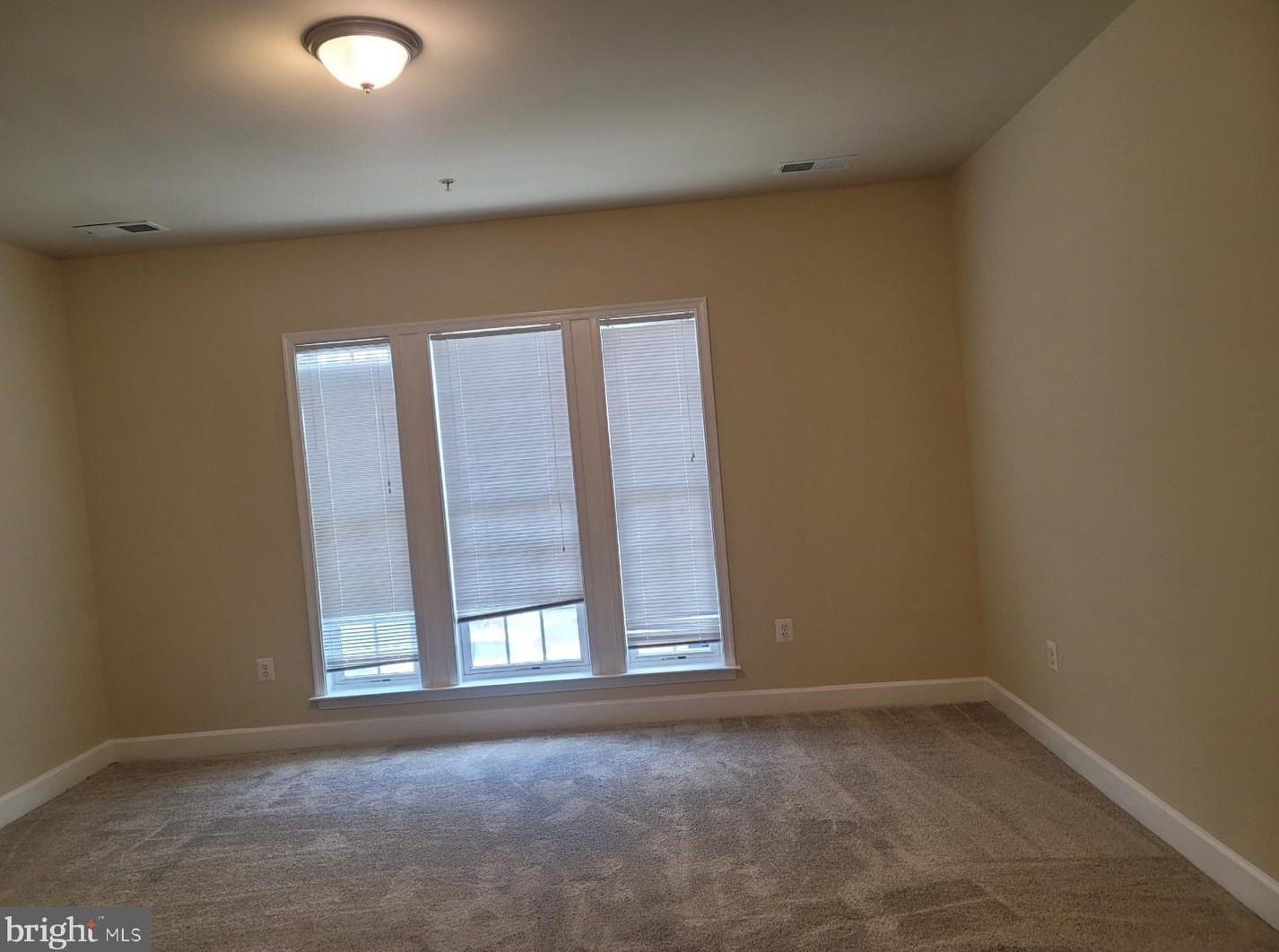 2353 Brookmoor Ln, Woodbridge, VA 22191