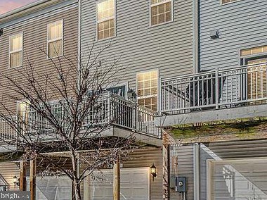 4314 Potomac Highlands Cir, Triangle, VA 22172