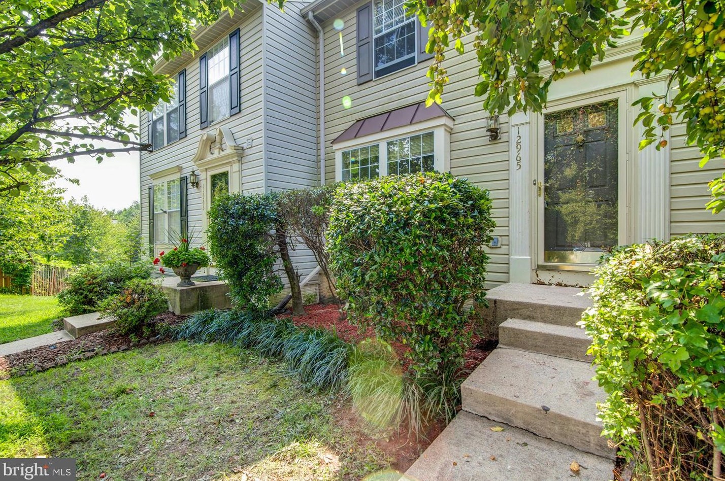 12965 Freestone Ct, Woodbridge, VA 22192