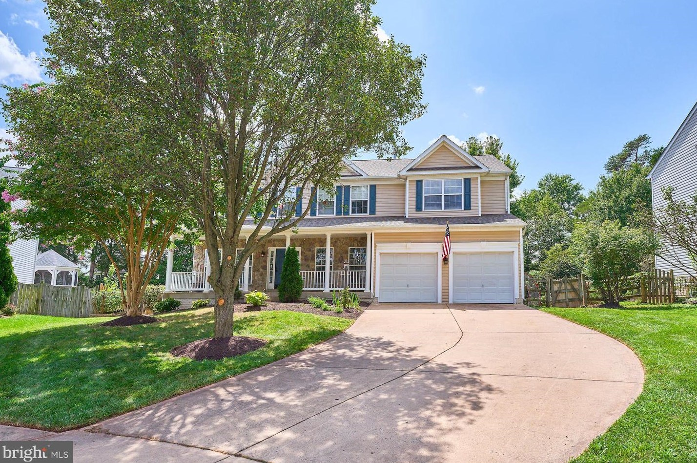 8894 Tenbury Ct, Bristow, VA 20136-2015