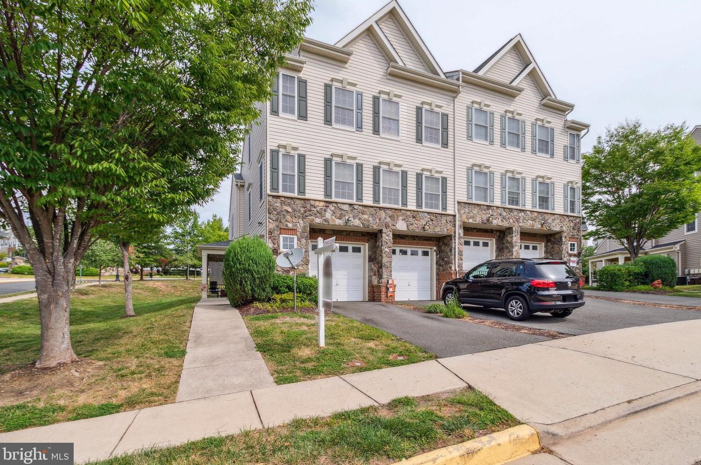 2801 Chinkapin Oak Ln, Woodbridge, VA 22191