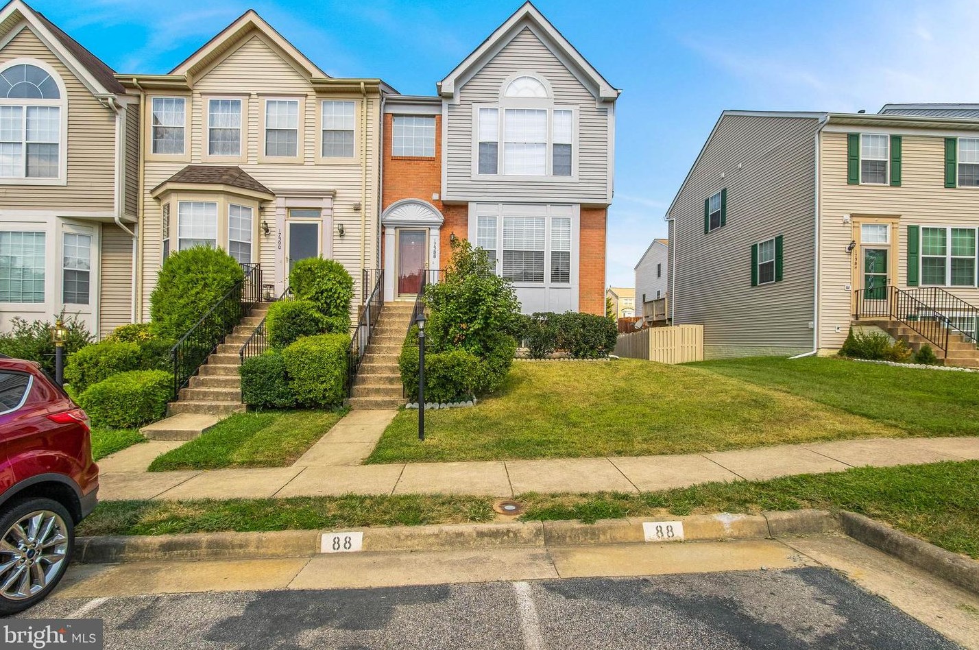 17388 Cusack Ln, Dumfries, VA 22026