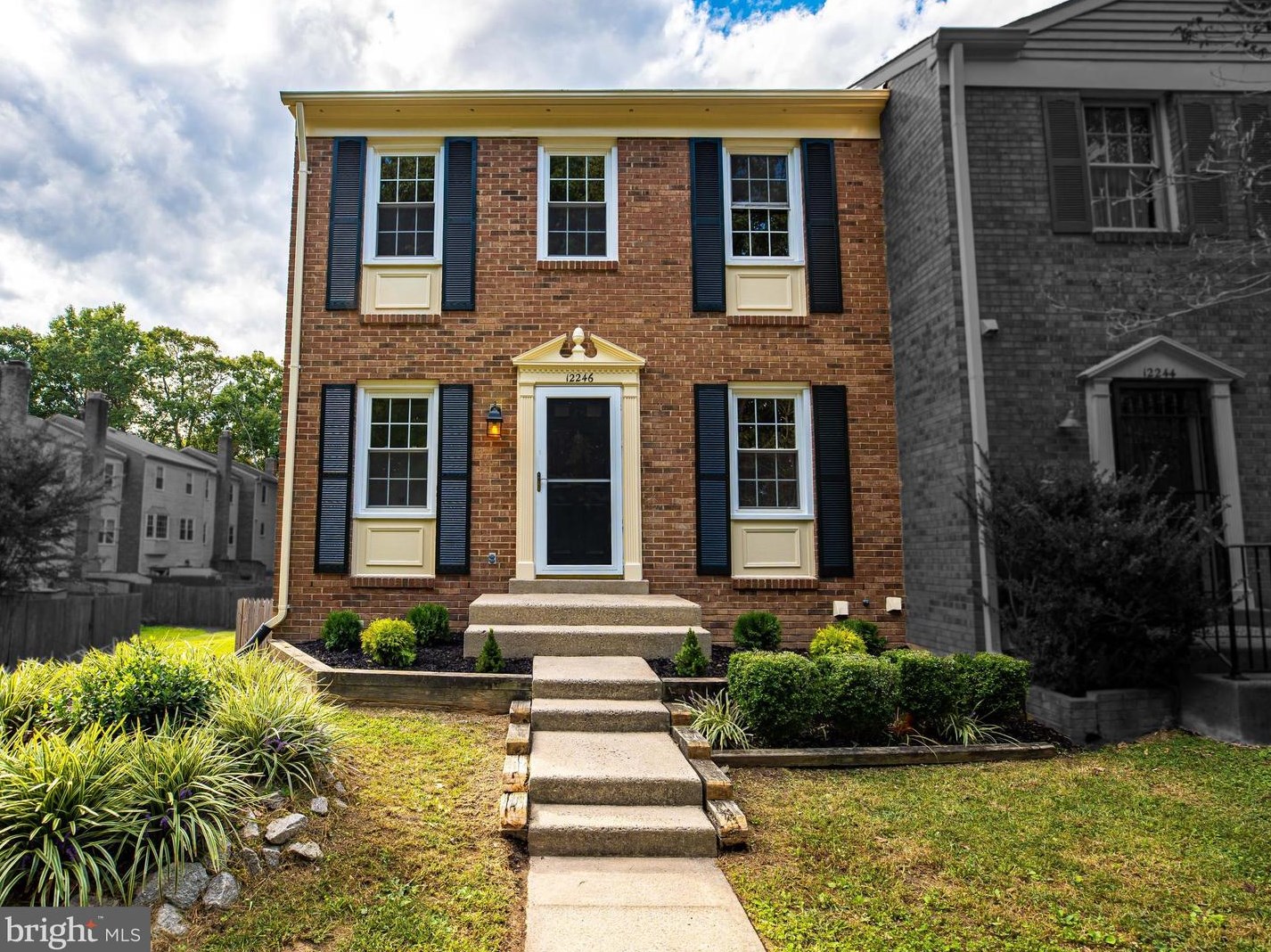 12246 Cardamom Dr, Woodbridge, VA 22192