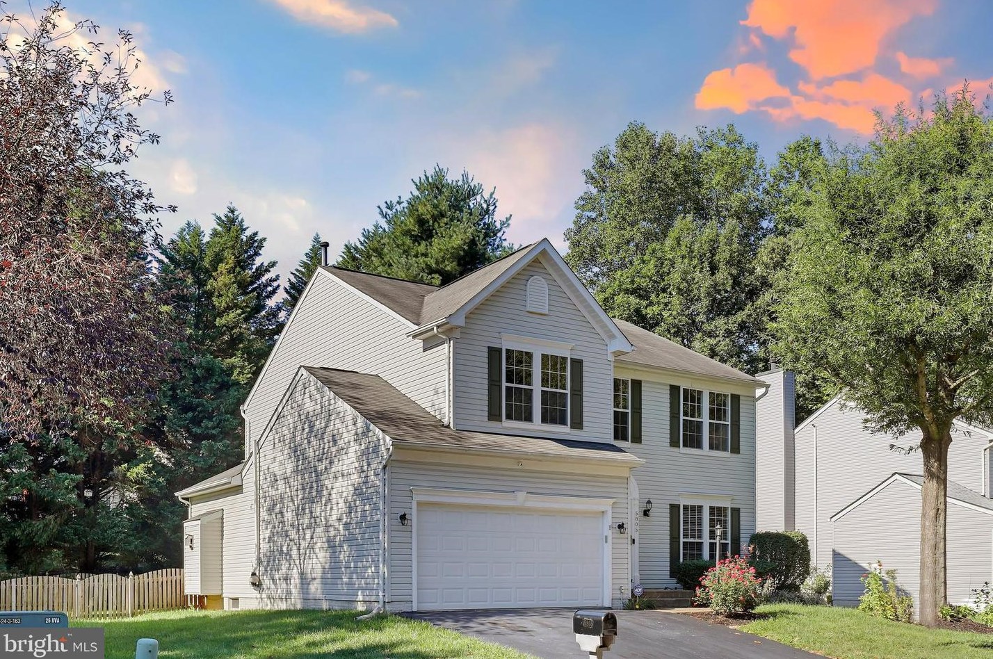 5805 Fincastle Dr, Manassas, VA 20112