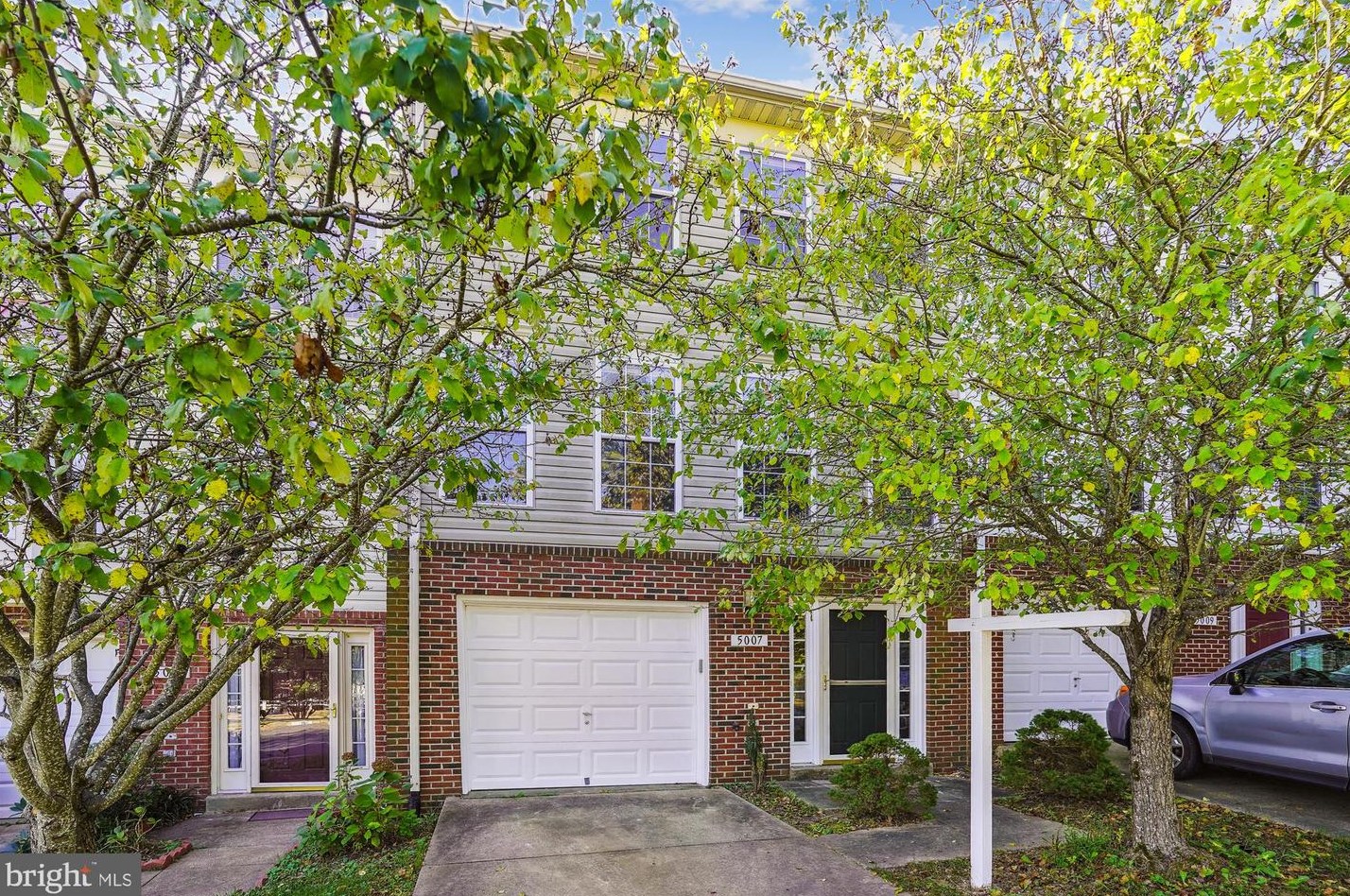 5007 Seal Pl, Dumfries, VA 22025