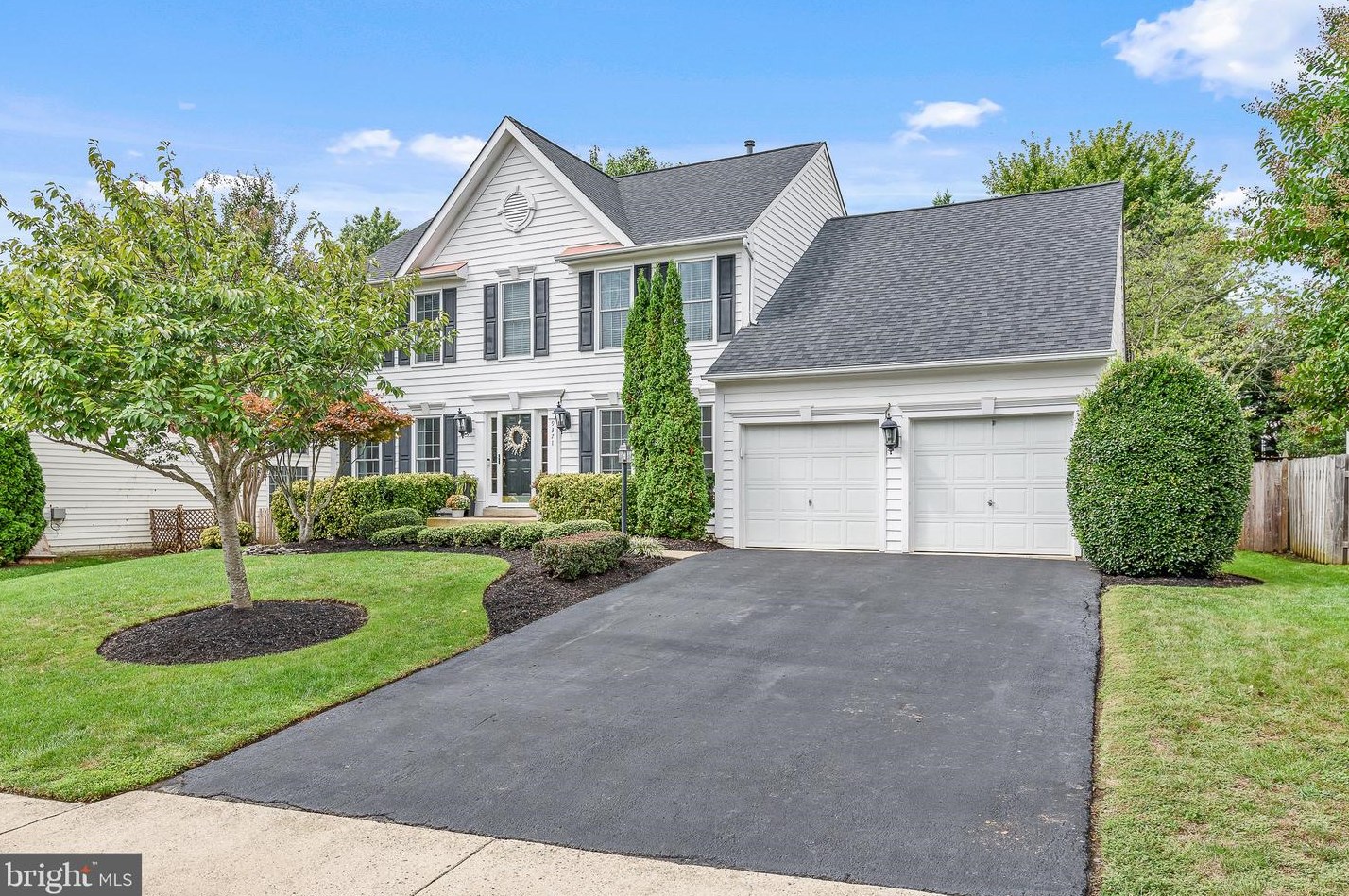 9371 Worthington Dr, Bristow, VA 20136-5718