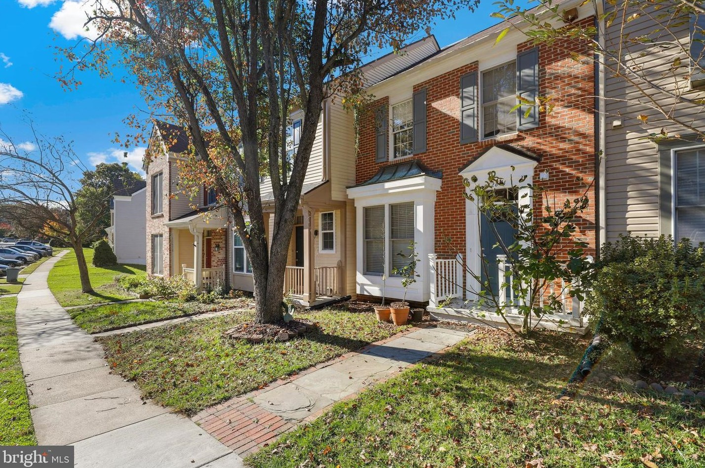 12674 Wimbley Ln, Woodbridge, VA 22192