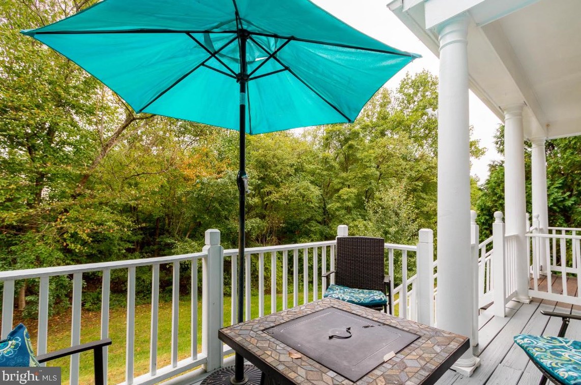 4992 Marshlake Ln, Dumfries, VA 22025-1226