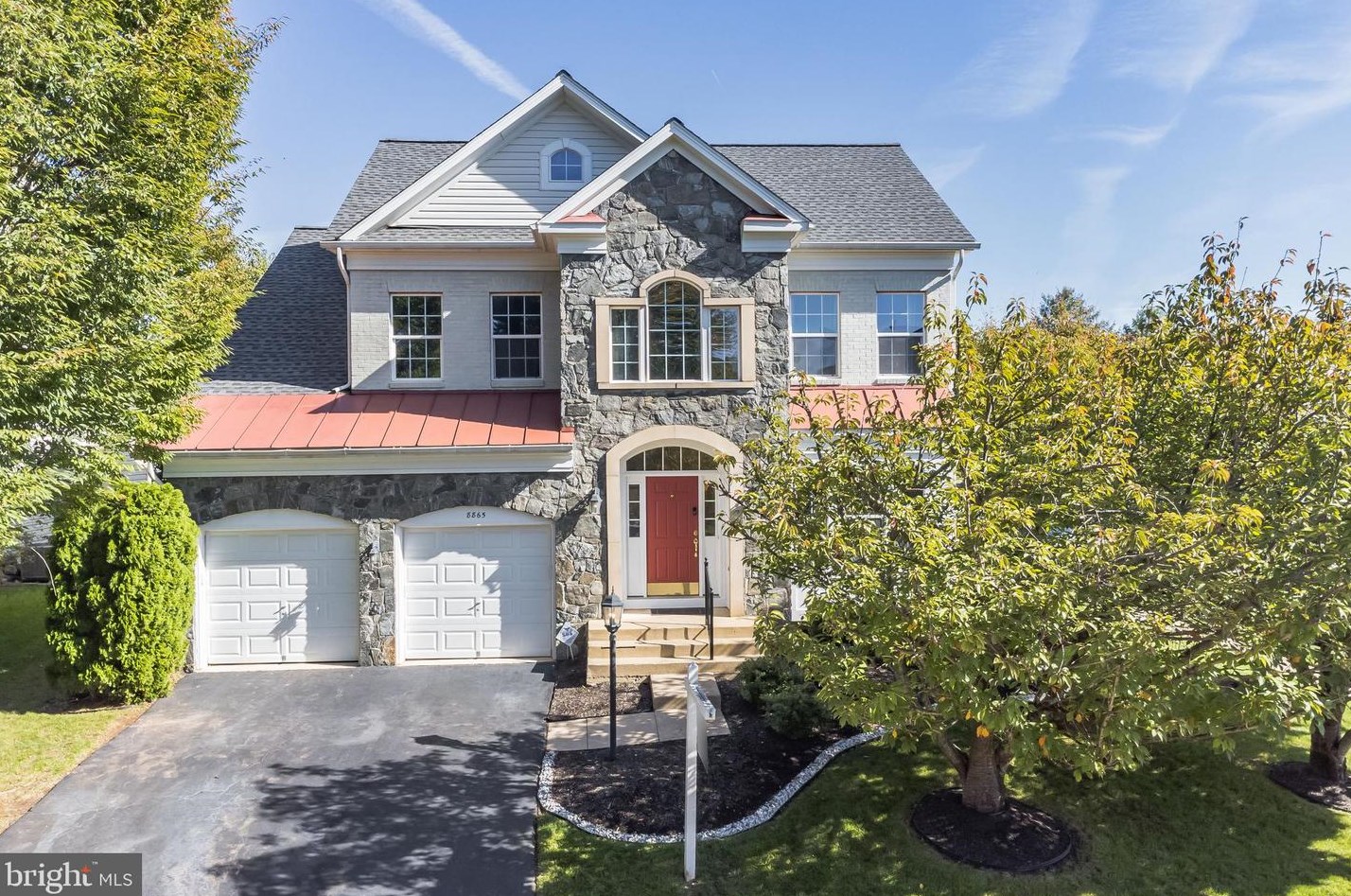 8865 Yellow Hammer Dr, Gainesville, VA 20155