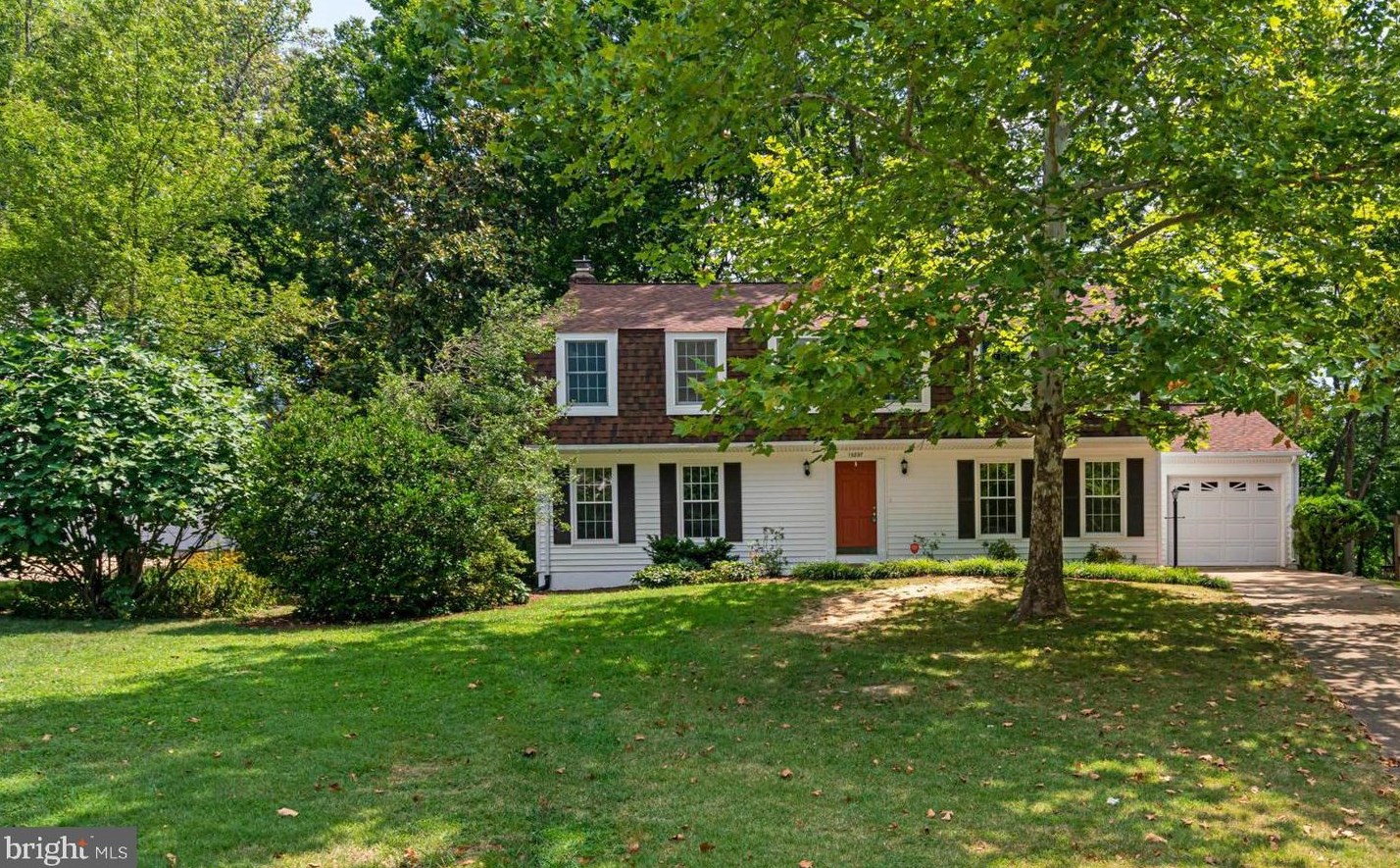 15897 Melody Ln, Dumfries, VA 22025-1601